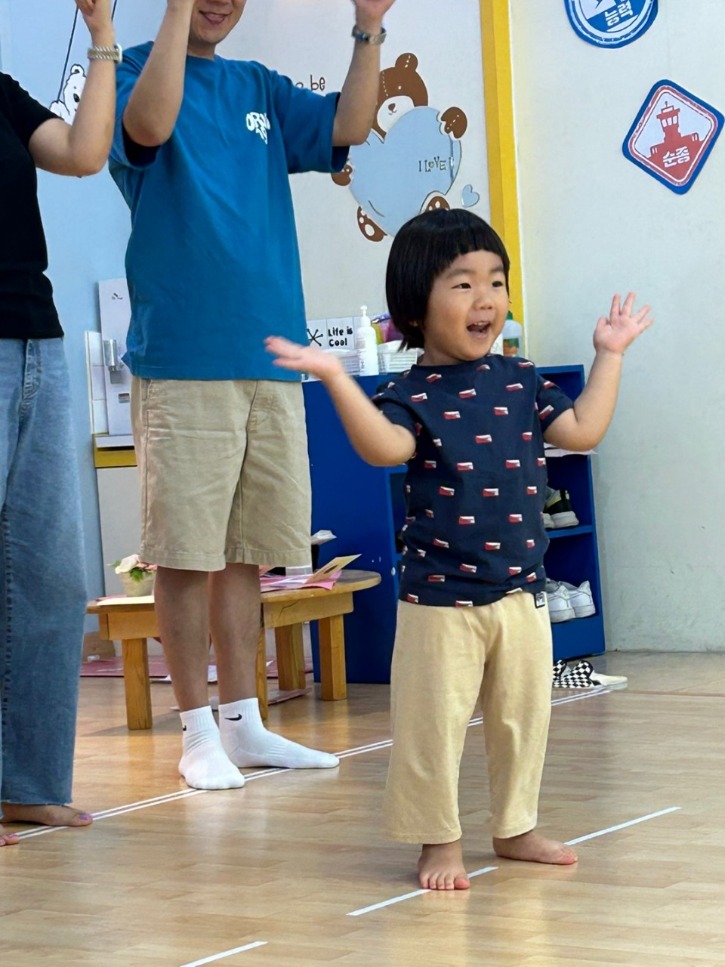 j_019Ud018svc44r0yvzdo9jp_tel8lm.jpg